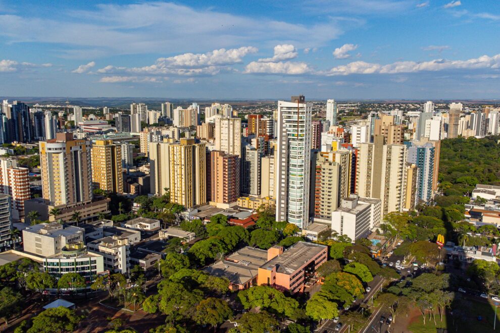 Tempo firme e calor ganham destaque na quarta-feira (6) em Maringá