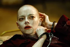 Tensos e chocantes: Os melhores filmes de teorias da conspiração e paranoia!