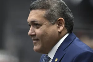 Valdemar Costa Neto diz que vê Nunes Marques mais aberto a voto impresso