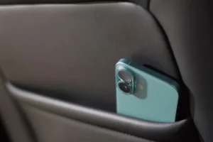 Veja onde nunca deixar o celular para evitar danos e perda de desempenho