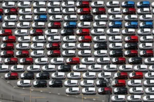 Vendas de veículos sobem 19% e têm melhor mês de abril em 12 anos, revela Fenabrave
