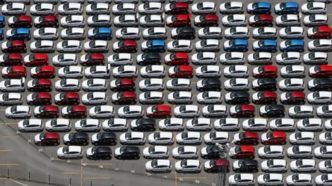 Vendas de veículos sobem 19% e têm melhor mês de abril em 12 anos, revela Fenabrave