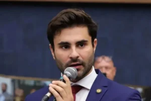 Vereadores fazem “protocolaço” de projetos pelo fim da escala 6x1