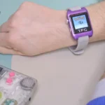 Youtuber cria relógio que também é um Game Boy; veja!