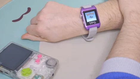 Youtuber cria relógio que também é um Game Boy; veja!