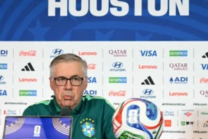Ancelotti despista sobre time titular e trata Brasil x Japão como final