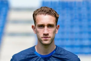 Após 'não' do Hoffenheim, São Paulo faz nova proposta por Arthur Chaves