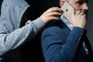 Apple prepara recurso que bloqueia iPhone após roubo