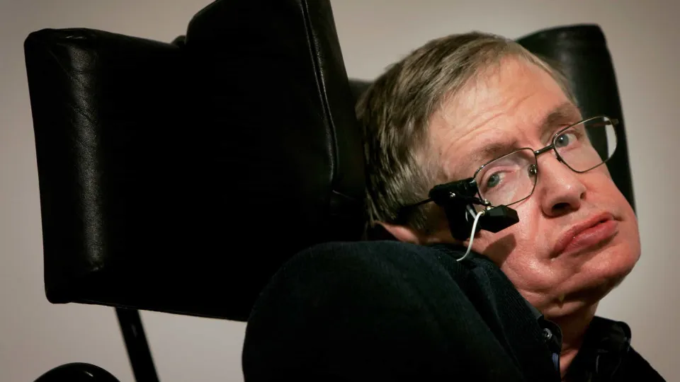 As previsões de Stephen Hawking estão se tornando realidade? (E outras profecias famosas)
