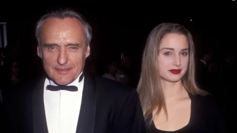 Atriz de "The Pitt" sobre ex: "O fantasma dele não me deixou em paz"