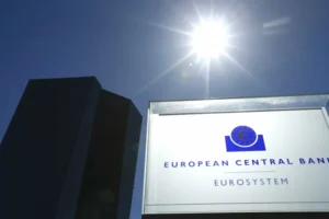 BCE eleva juros em 25 pontos-base após choque inflacionário da guerra no Oriente Médio