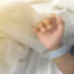 Babá é indiciada por homicídio após morte de menina de 2 anos em GO