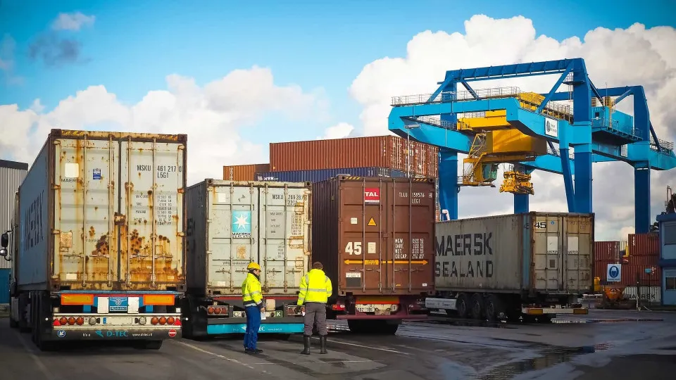 Balança comercial tem superávit de US$ 3,247 bilhões na 1ª semana de junho