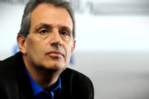 Bap ameaça ir à Justiça por SAF do Vasco; Leila rebate e fala em processo