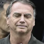Bolsonaro apresenta soluços 'acima da média', mostra relatório médico