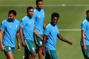 Brasil encara o Japão; veja os jogos desta segunda na Copa do Mundo