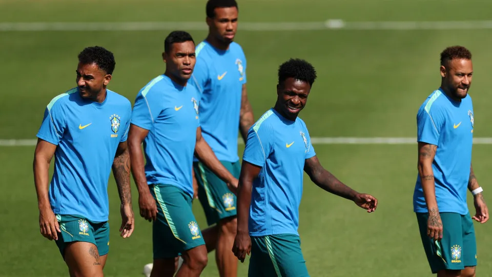 Brasil encara o Japão; veja os jogos desta segunda na Copa do Mundo
