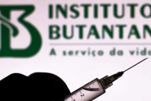 Butantan mantém estudo sobre vacina da dengue em idosos
