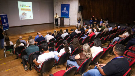 Candidatos interessados em bolsas do Promube devem participar do Enem; inscrições para o exame nacional terminam nesta sexta-feira, 12