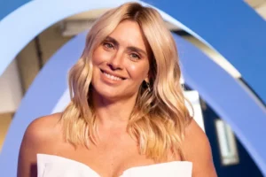 Carolina Dieckmann diz estar internada após diagnóstico de infecção no rim