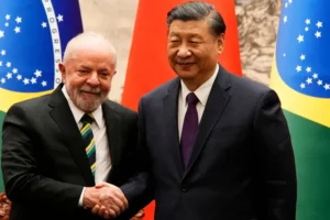 China defende soberania brasileira e propõe ampliar cooperação