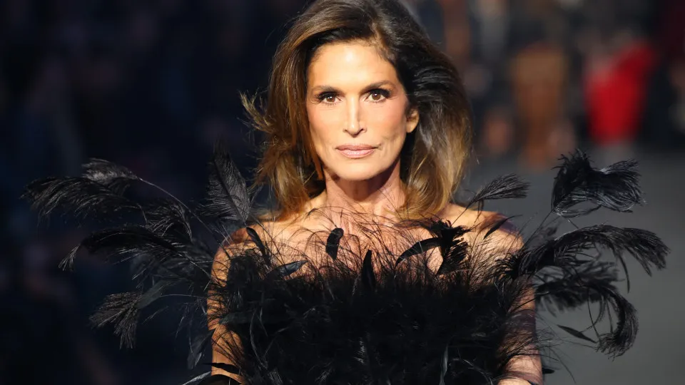 Cindy Crawford vai fazer cirurgia plástica? "O meu marido é contra"