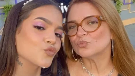 Cinzas de mãe de Mel Maia são transformadas em diamantes e entregues à atriz e à irmã