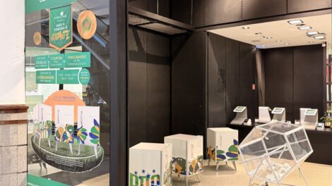 Clima de Copa no Maringá Park: shopping vai sortear frigobares personalizados toda semana