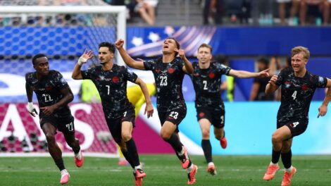 Com gol no final, Canadá vence Africa do Sul e vai às oitavas da Copa
