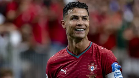 Cristiano Ronaldo faz dois gols e Portugal vence o Uzbequistão por 5x0