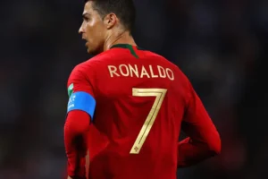 Cristiano Ronaldo tenta ampliar recorde pessoal no Grupo K da Copa