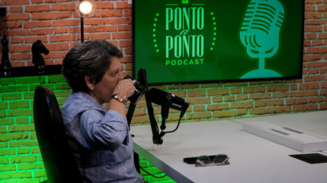 De apresentadora de TV a recordista de votos: Cris Lauer explica sua origem nas redes sociais