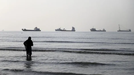 EUA impediram passagem de 139 navios por Ormuz desde início do bloqueio
