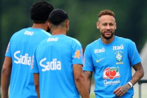 Em horário adaptado, Brasil faz primeiro treino para encarar Japão
