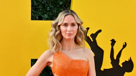 Emily Blunt rejeita uso de IA para criar voz alienígena em filme de Spielberg