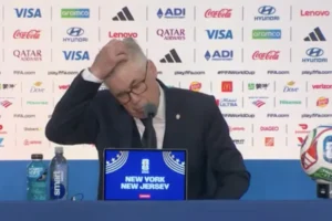 "Entendeu?". A pergunta que deixou Ancelotti coçando a cabeça