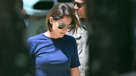 Esquerda se junta a Michelle contra Flávio em grupos e ofusca crise do governo Lula