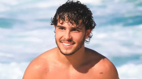 Ex-garoto fofo de novela infantojuvenil, Igor Jansen quer deixar para trás rótulo de ator mirim