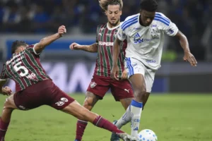 Fábio falha, e Cruzeiro busca empate contra o Fluminense no Mineirão