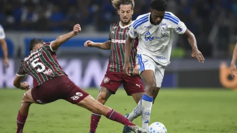 Fábio falha, e Cruzeiro busca empate contra o Fluminense no Mineirão