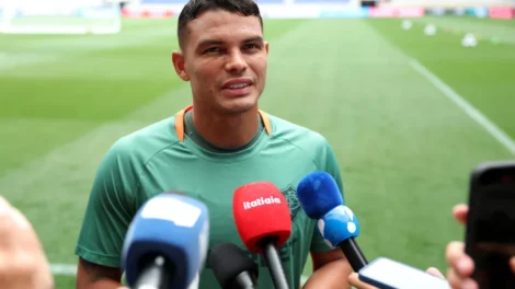 Fluminense anuncia o retorno do zagueiro Thiago Silva