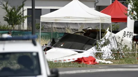 França: famílias presenciaram queda de avião que matou 11 pessoas; veja