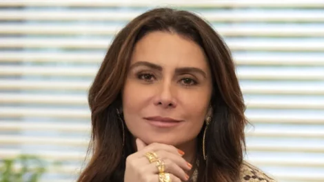 Gi Antonelli faz procedimento íntimo para combater envelhecimento