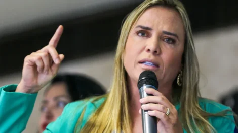 Governadora do DF recebe alta após apresentar quadro de pneumotórax