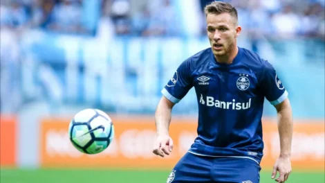 Grêmio não chega a acordo com a Juventus, e Arthur se despede do clube