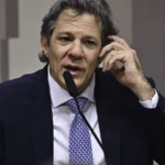 Haddad critica sigilo de 100 anos em contrato do metrô de SP e privatizações de Tarcísio