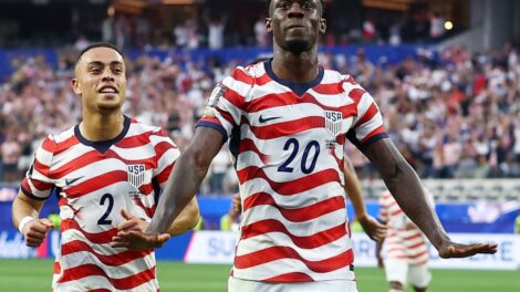 Herói na estreia dos EUA na Copa, Balogun nasceu no país por acaso