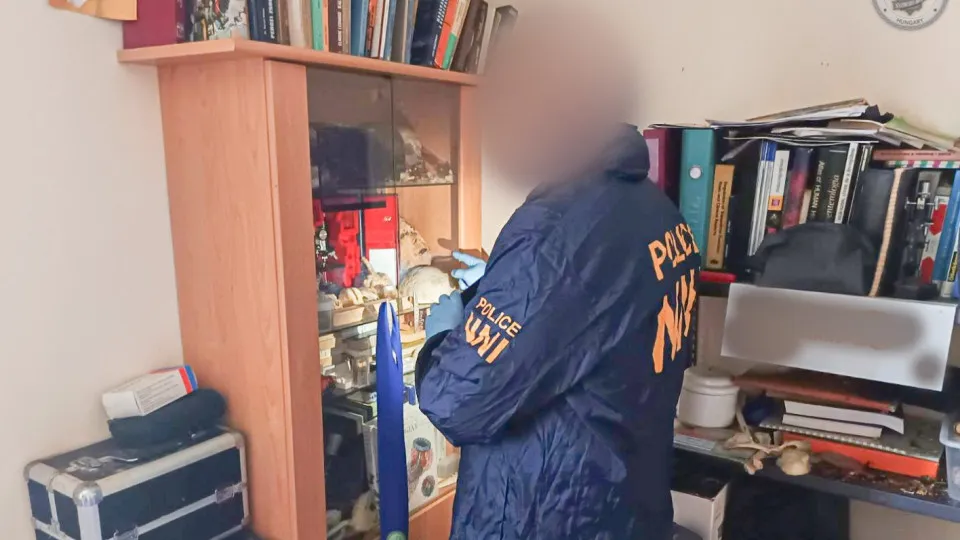 Homem é preso após confessar que cozinhava restos mortais humanos