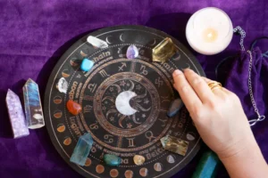 Horóscopo de fim de semana: O que cada signo pode esperar nestes 2 dias