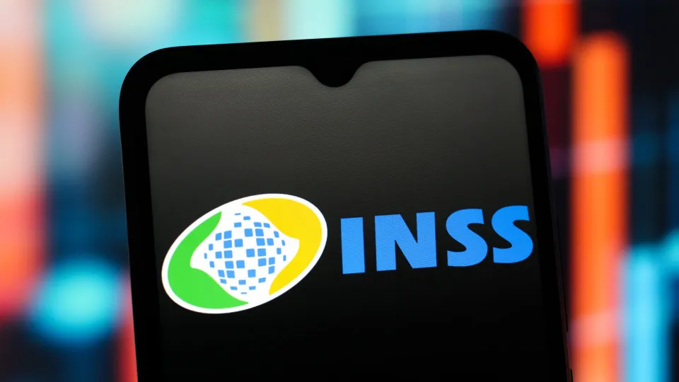 INSS passa a enviar mensagem de WhatsApp sobre BPC